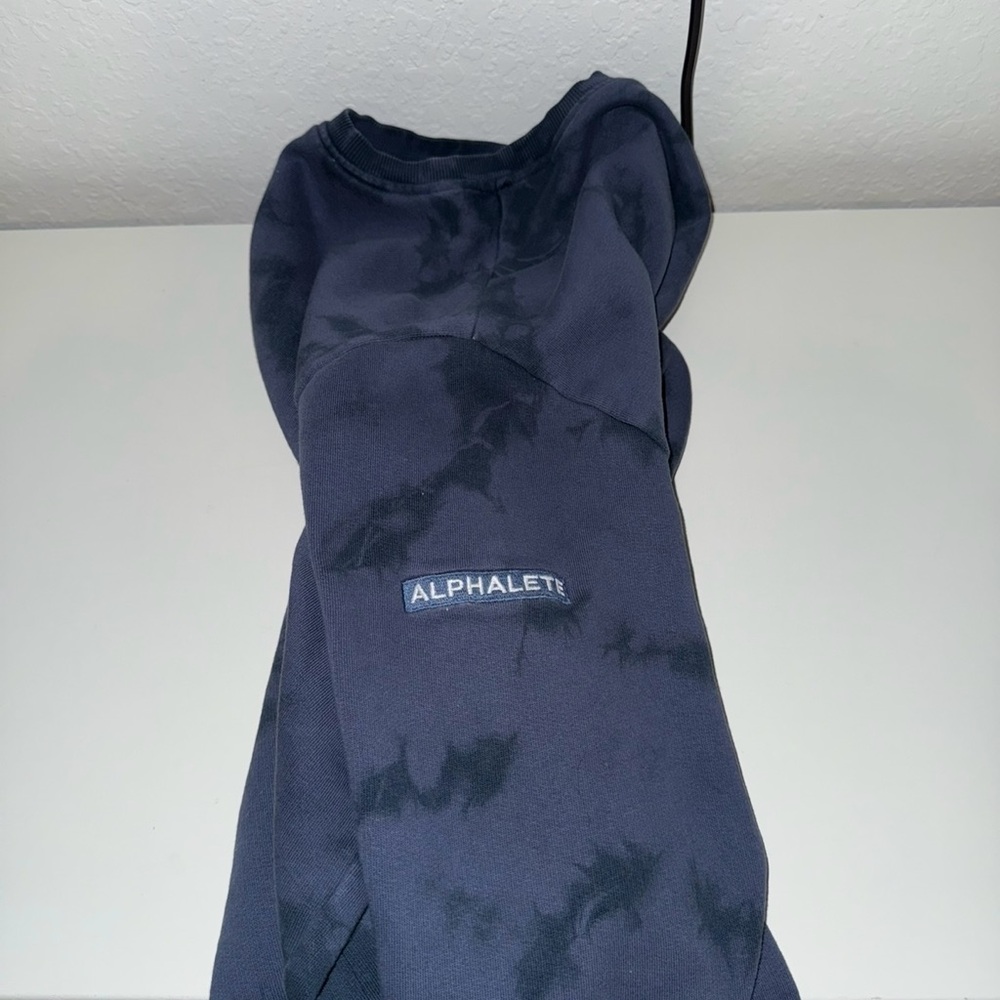 Alphalete pull over - Picture 6 of 7